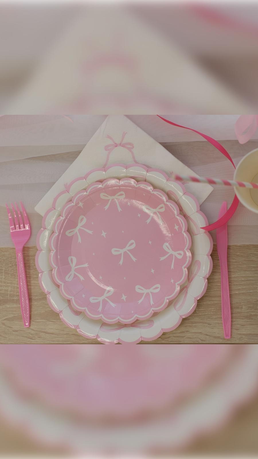 Набор праздничной посуды "Бантики"